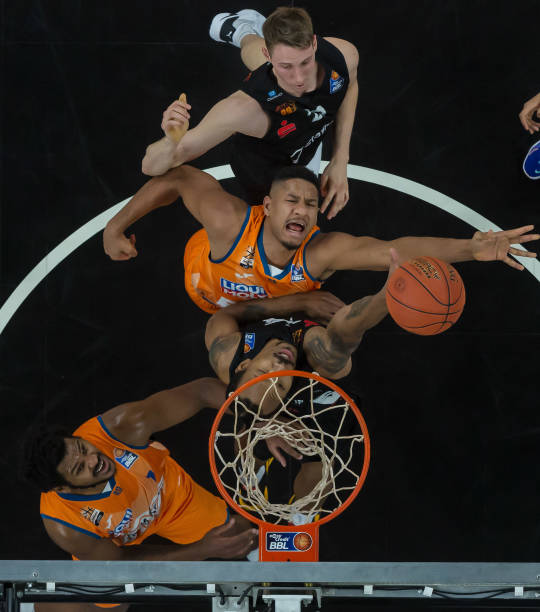 作品能否在 作品能否在