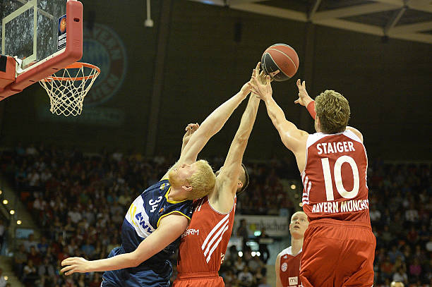 围绕下路建 围绕下路建